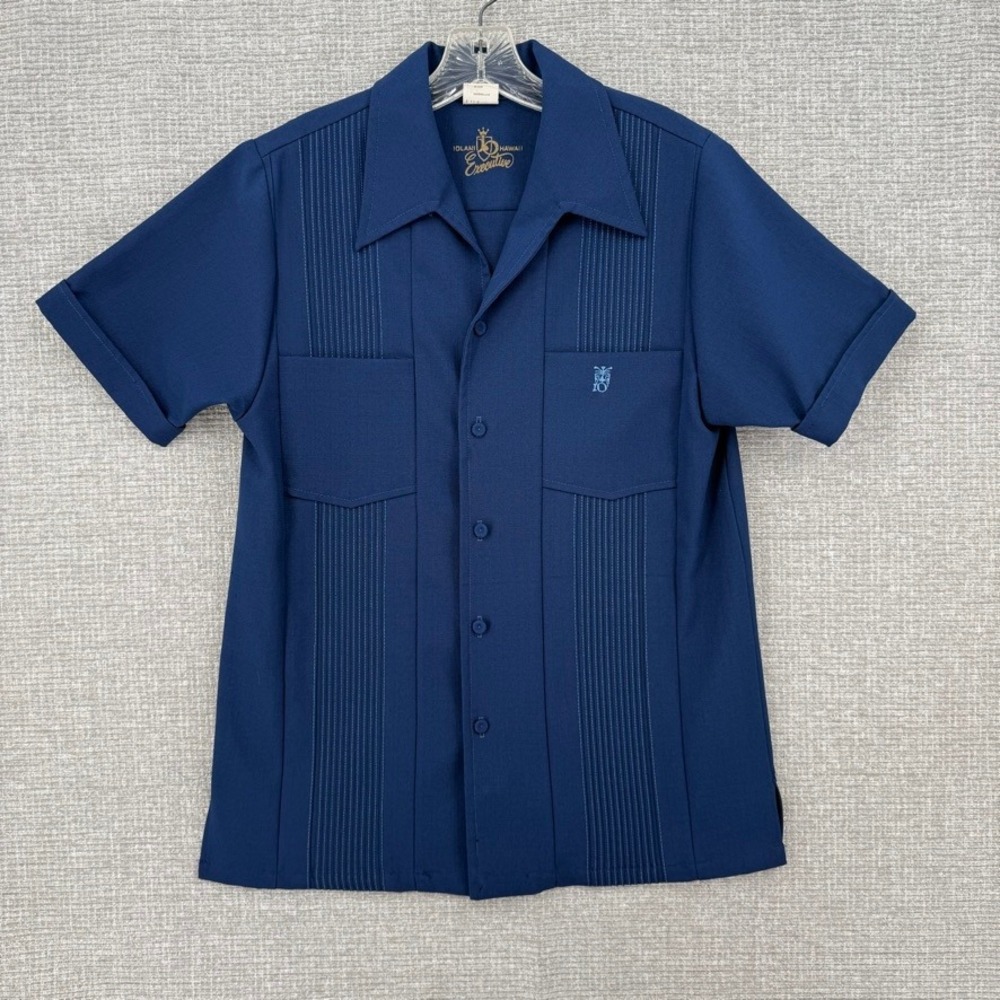 Vintage Iolani Hawaii Executive Button Up Shirt Mens Large Blue Pleated Vintage